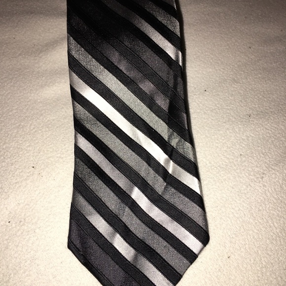 Various Ties - Picture 6 of 8